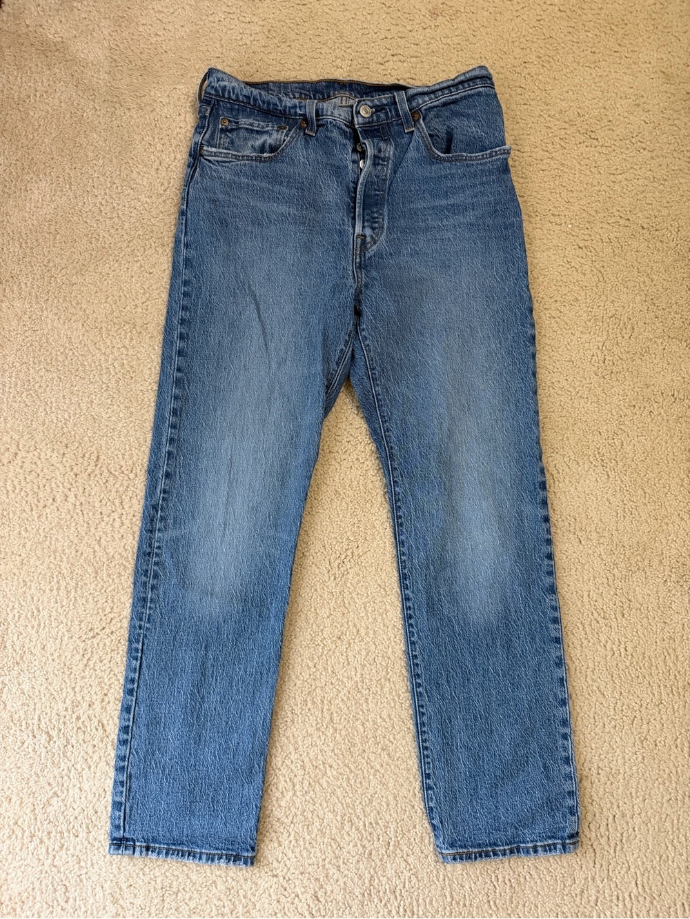 Levi's Women's Medium Blue Straight-Leg Jeans